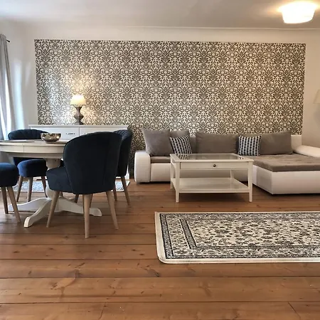 Royal View Apartment