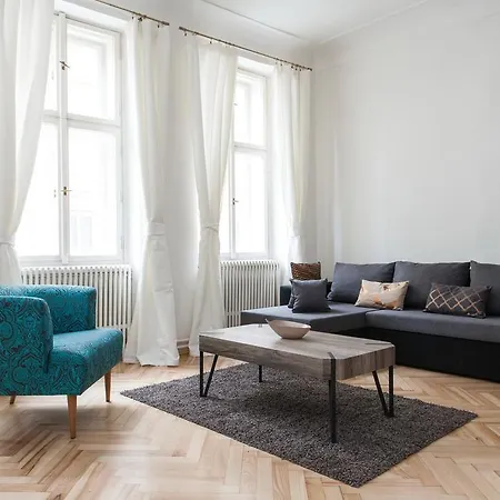 Royal View Apartment