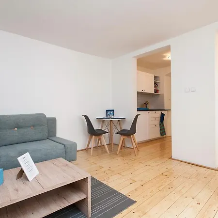 Royal View Apartment *
