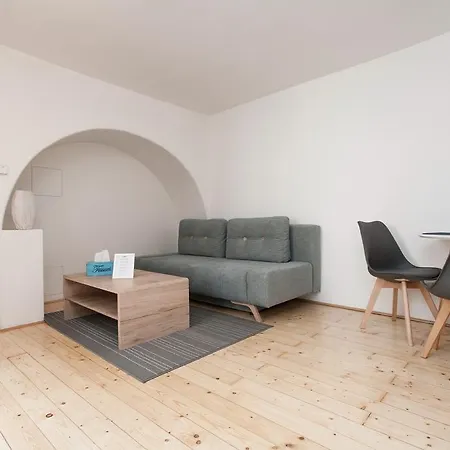 Royal View Apartment Prague